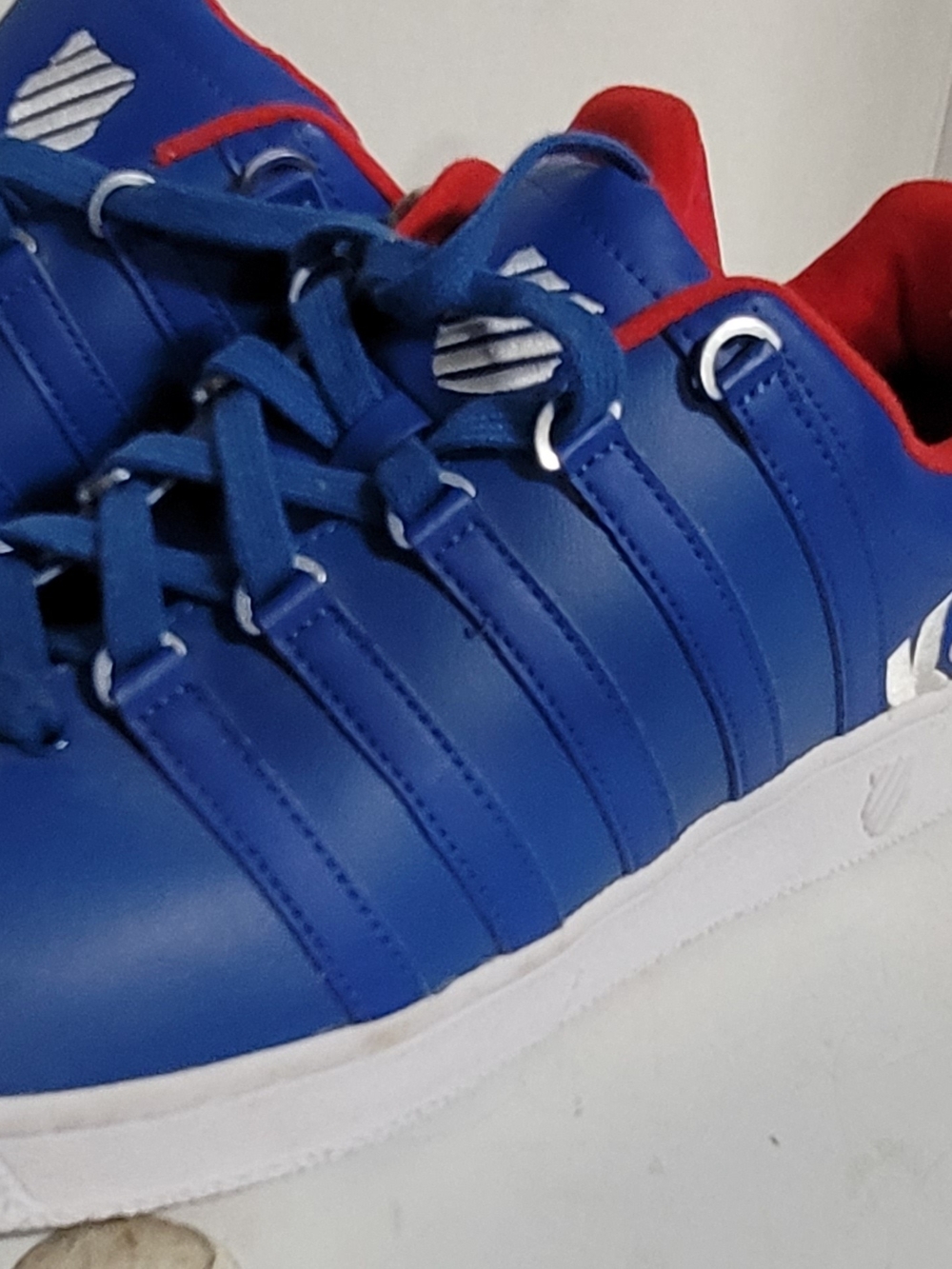 K-Swiss Men's VN XL Blue Sneakers with Red Interior
